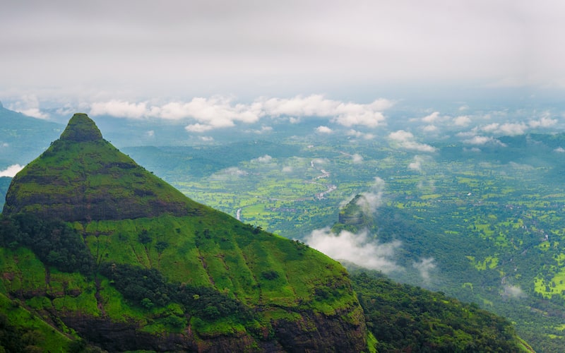 What type of clothes you should wear in lonavala? Dresses Images 2022