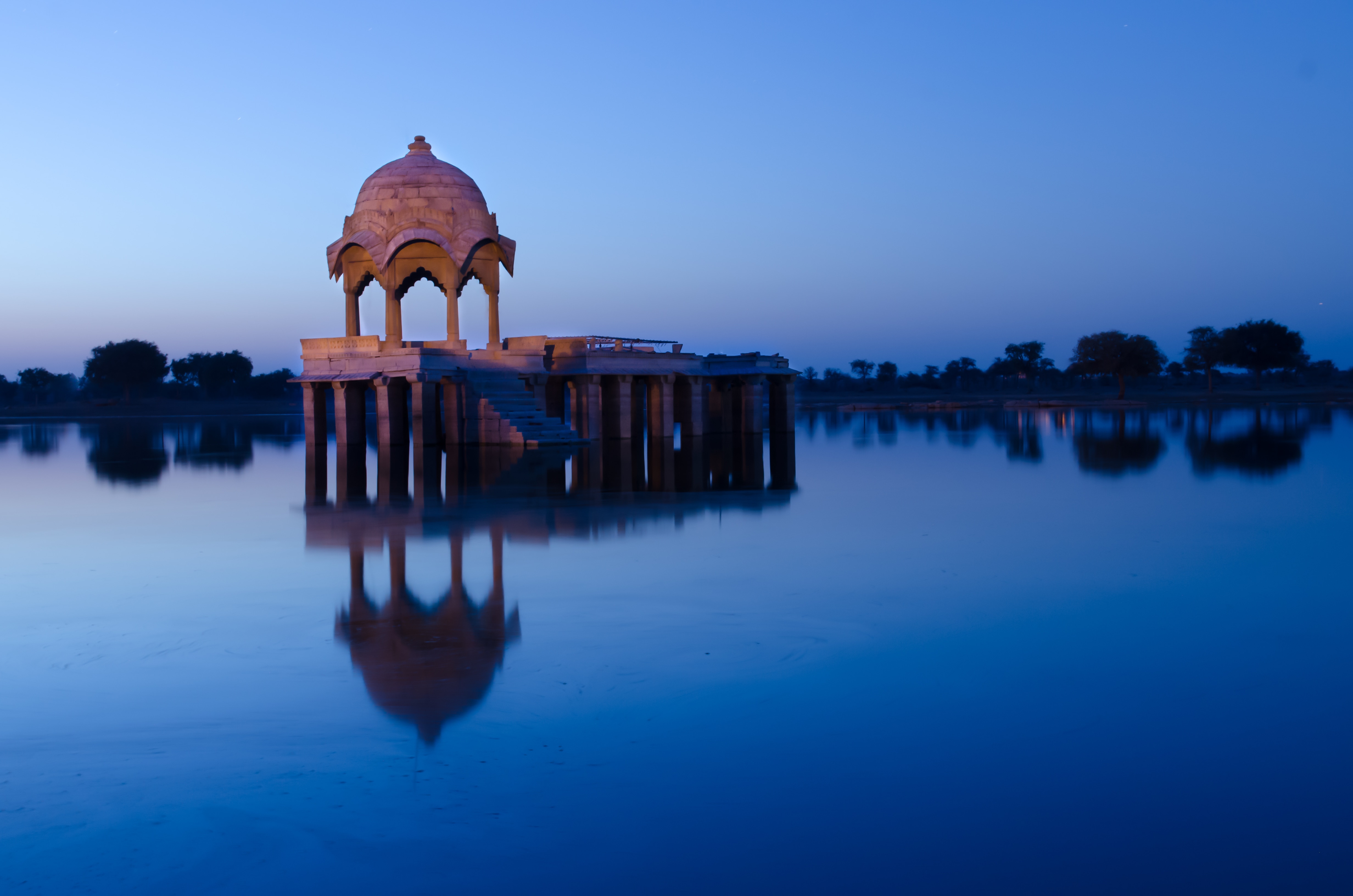 Gadisar Lake - One of the Top Attractions in Jaisalmer, India - Yatra.com