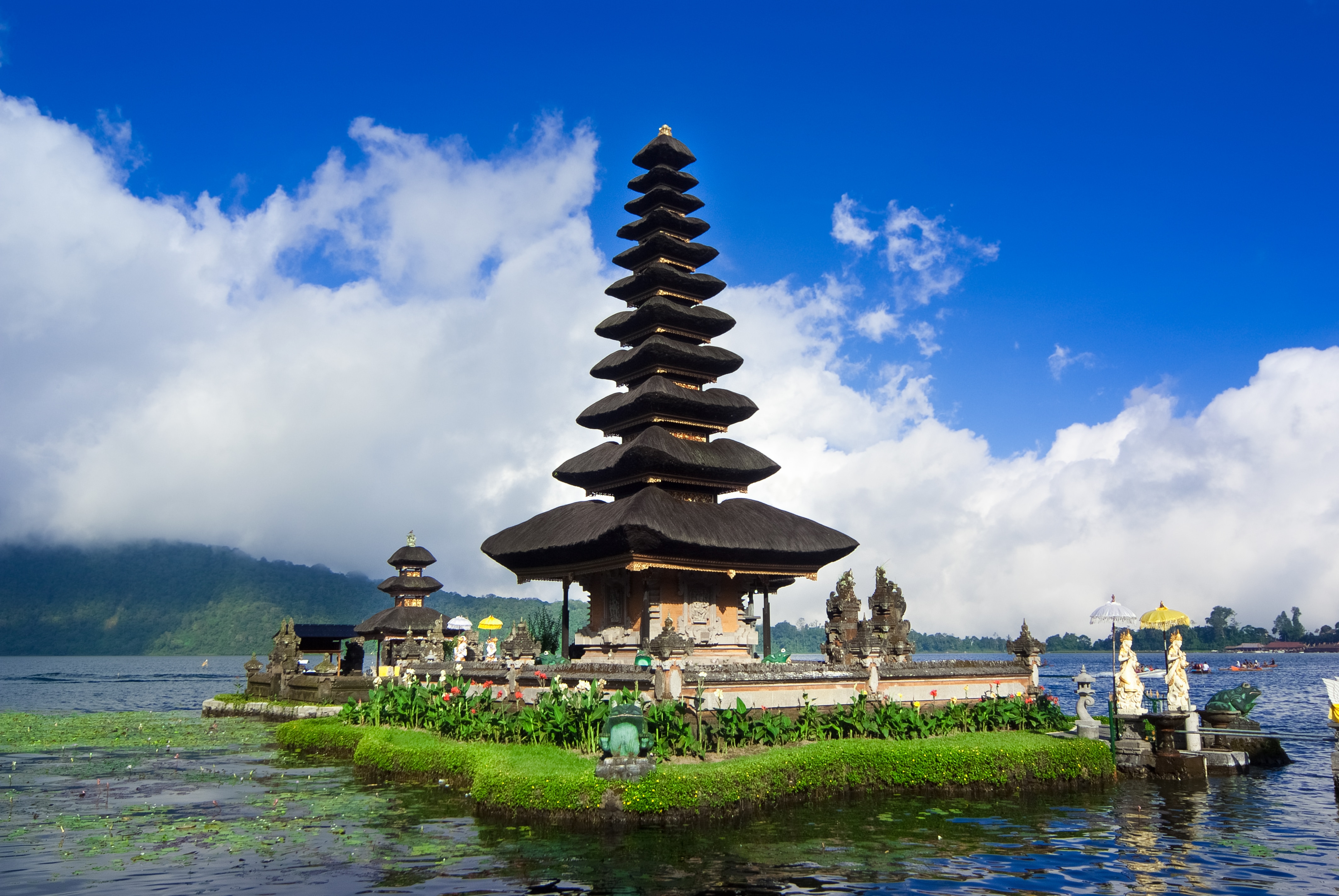 Pura Ulun Danu Bratan One Of The Top Attractions In Bali Indonesia