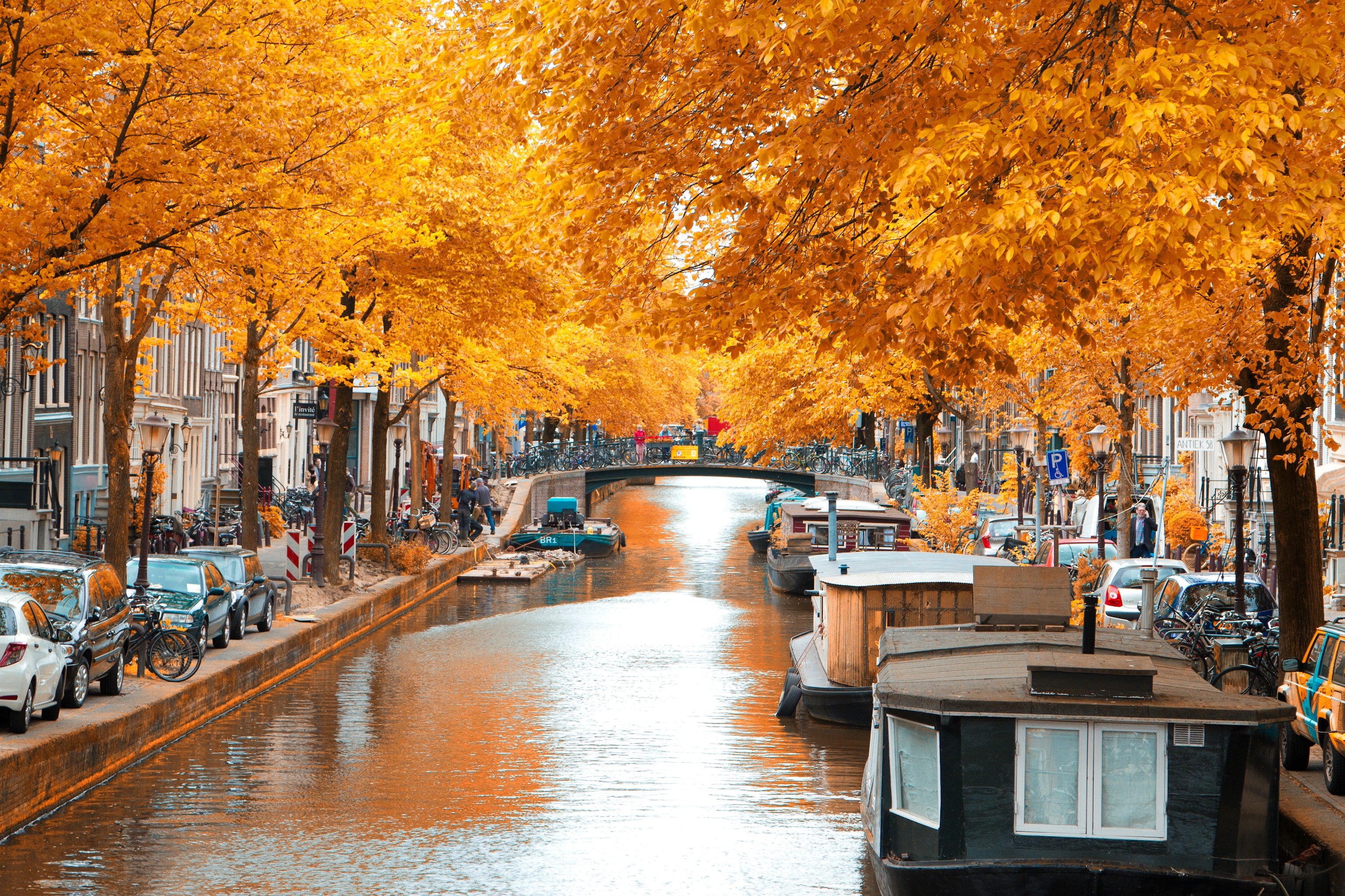 Places to Visit in Amsterdam, Tourist Attractions in Amsterdam