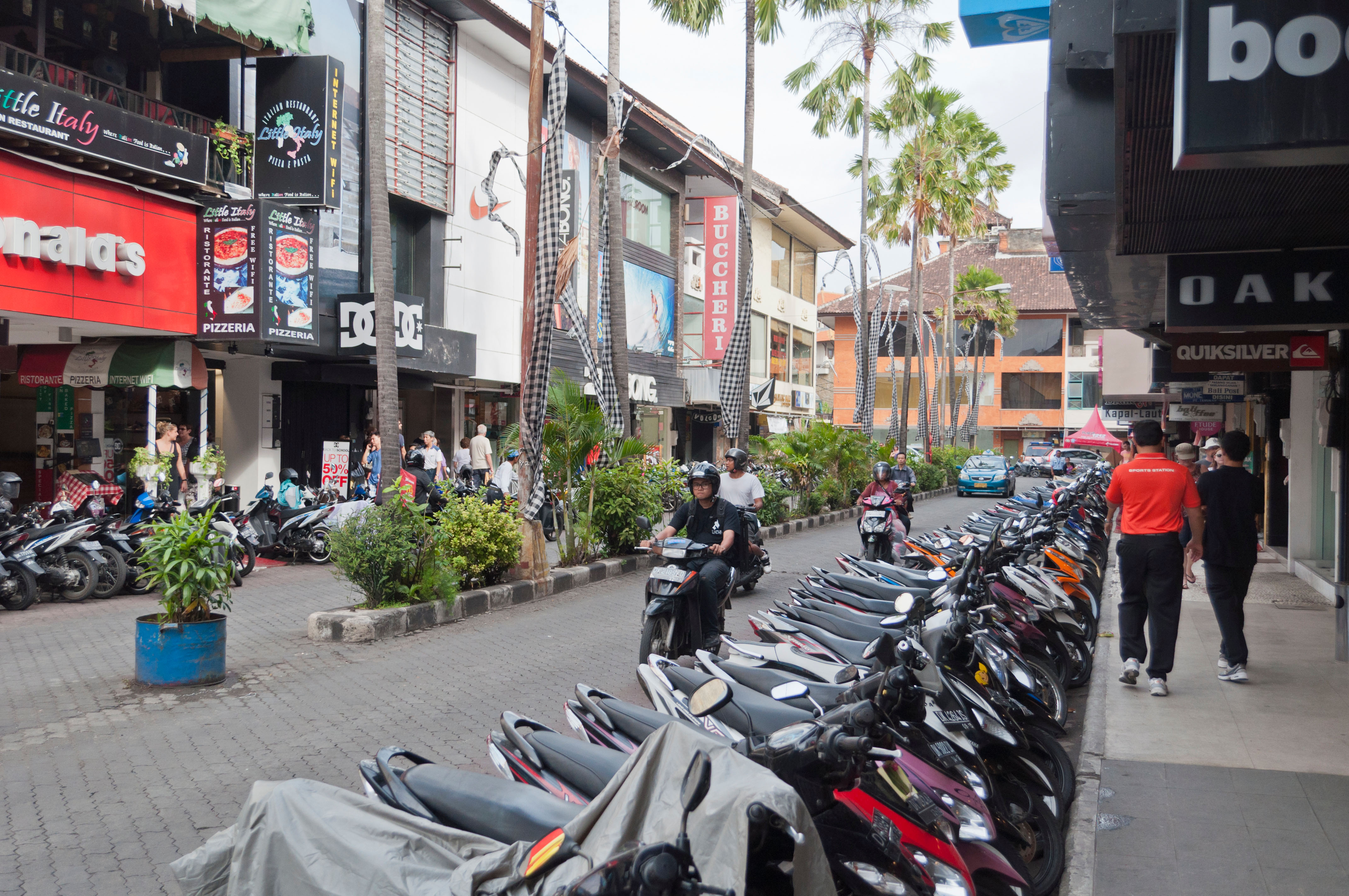  Kuta Square  in Bali Complete Shopping Guide at Kuta  