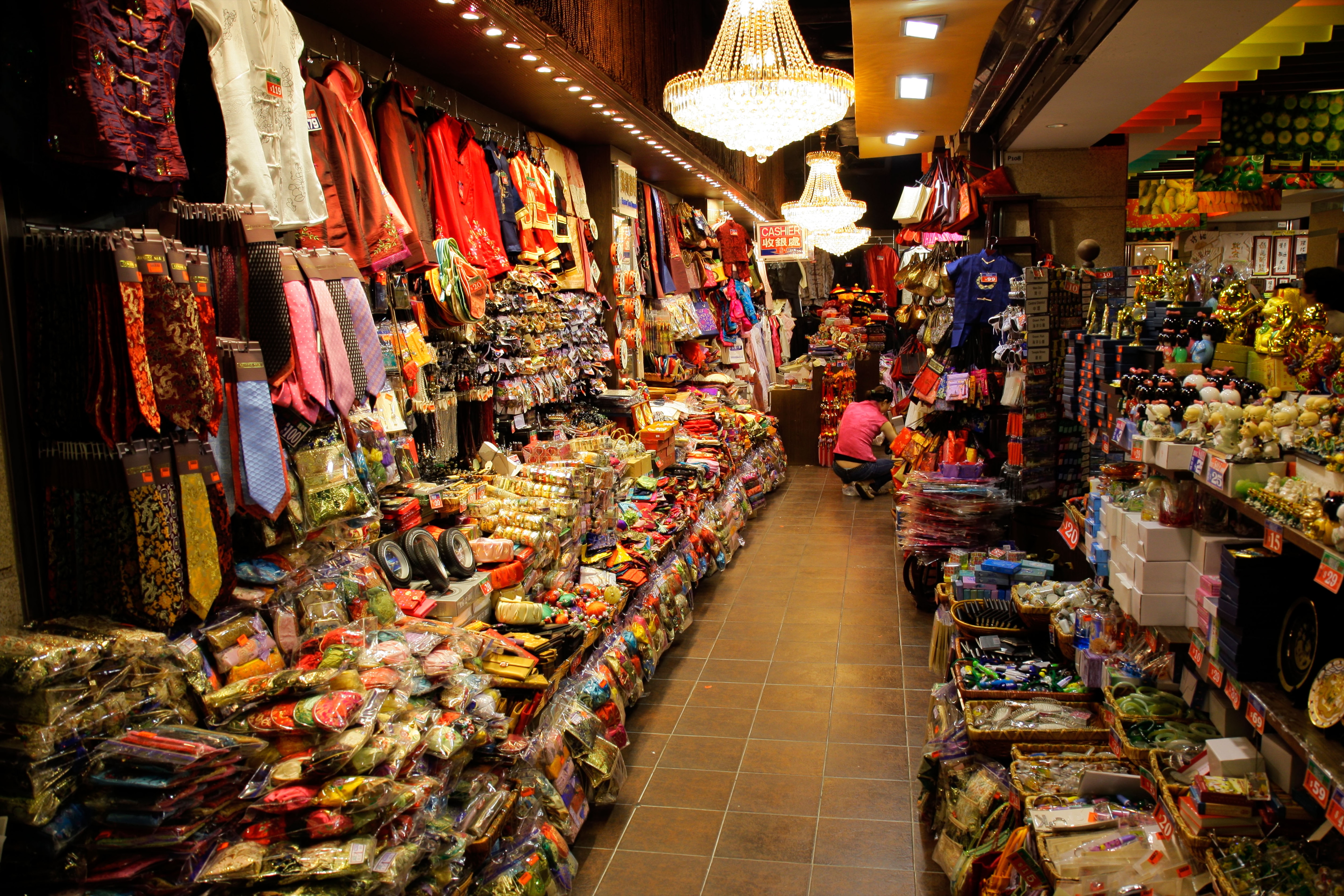 Stanley Market in Hong Kong, Complete Shopping Guide at Stanley Market