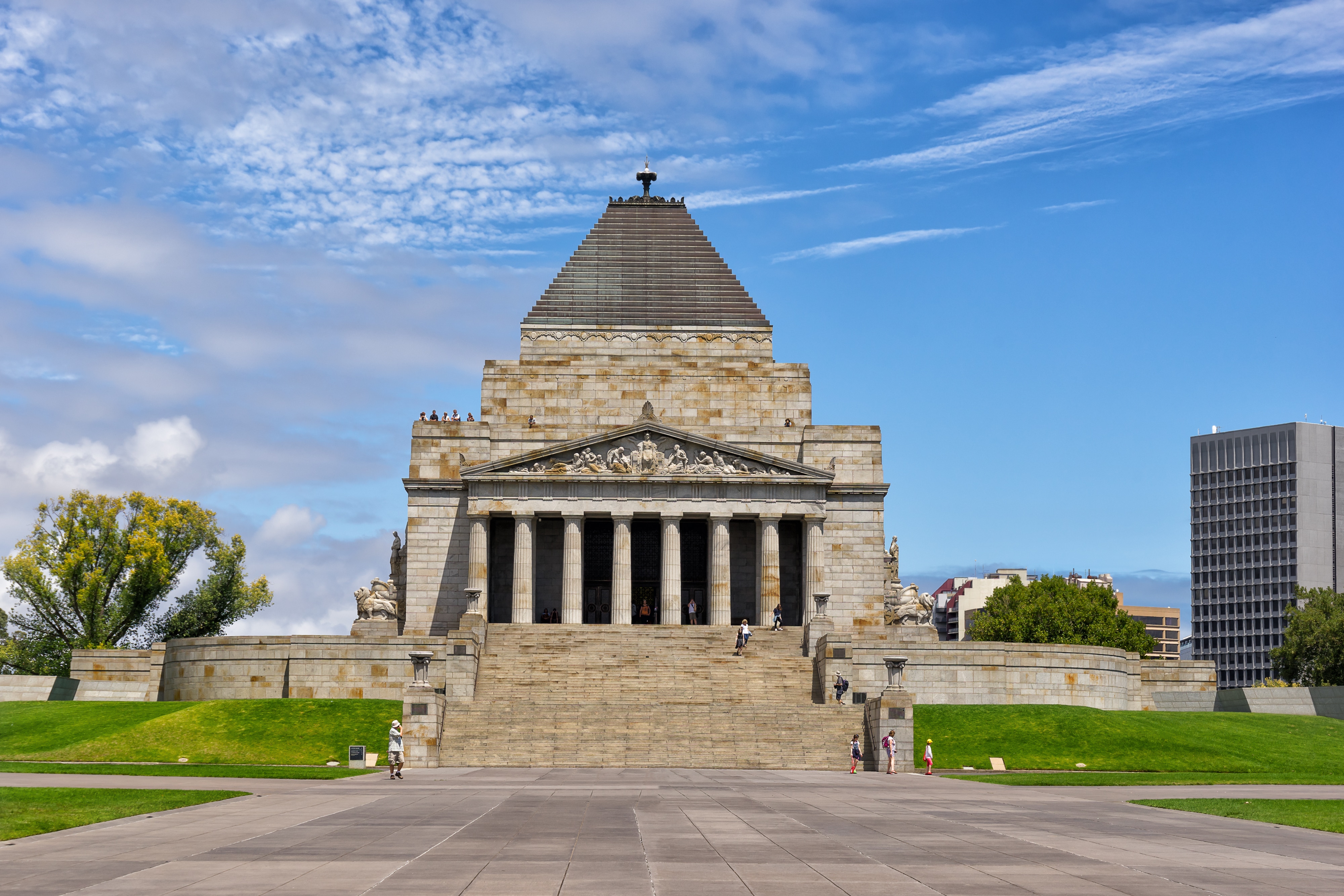 Shrine Of Remembrance - One of the Top Attractions in Melbourne ...