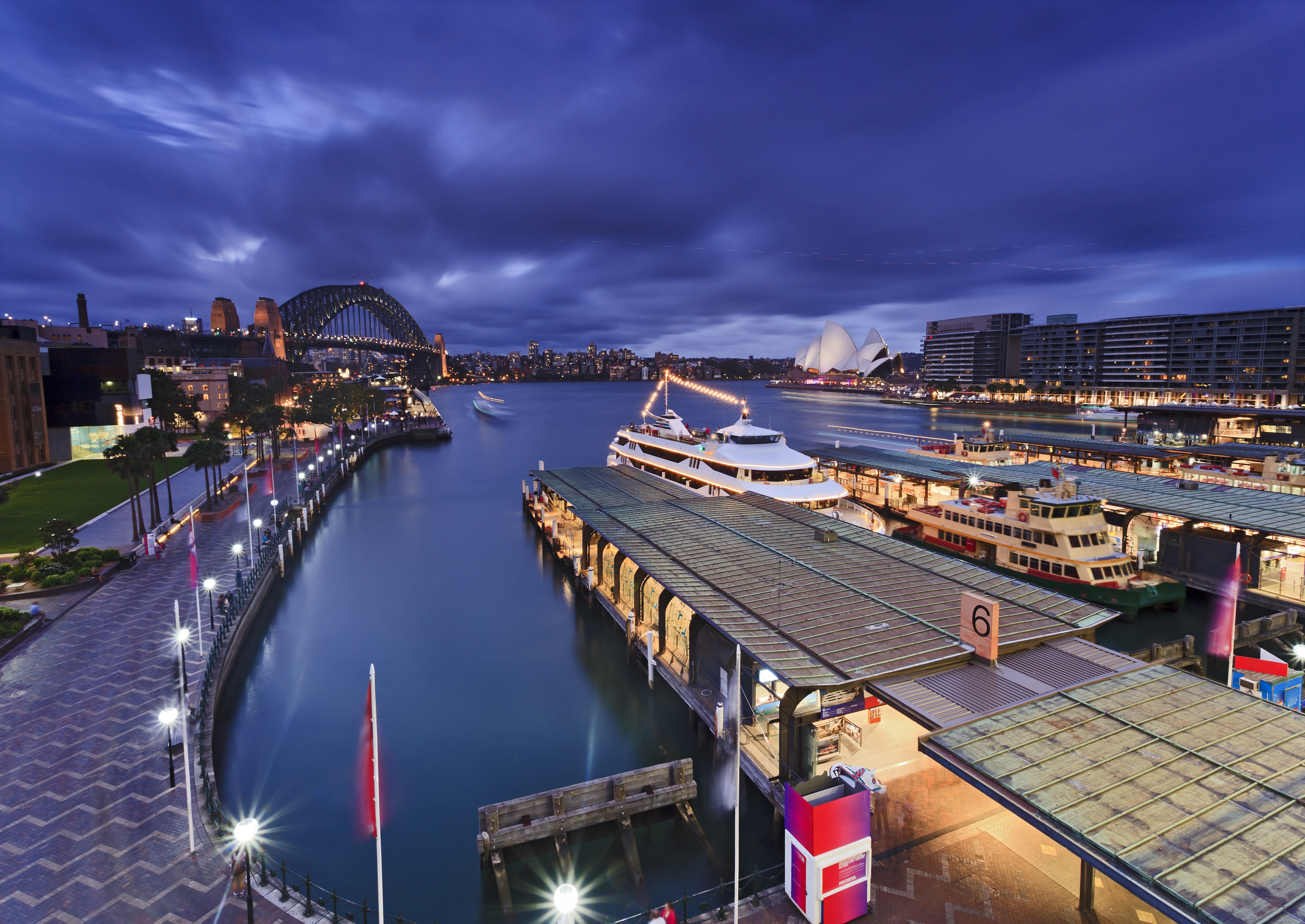 Relax At Circular Quay in Sydney - Every Detail You Need to Know ...