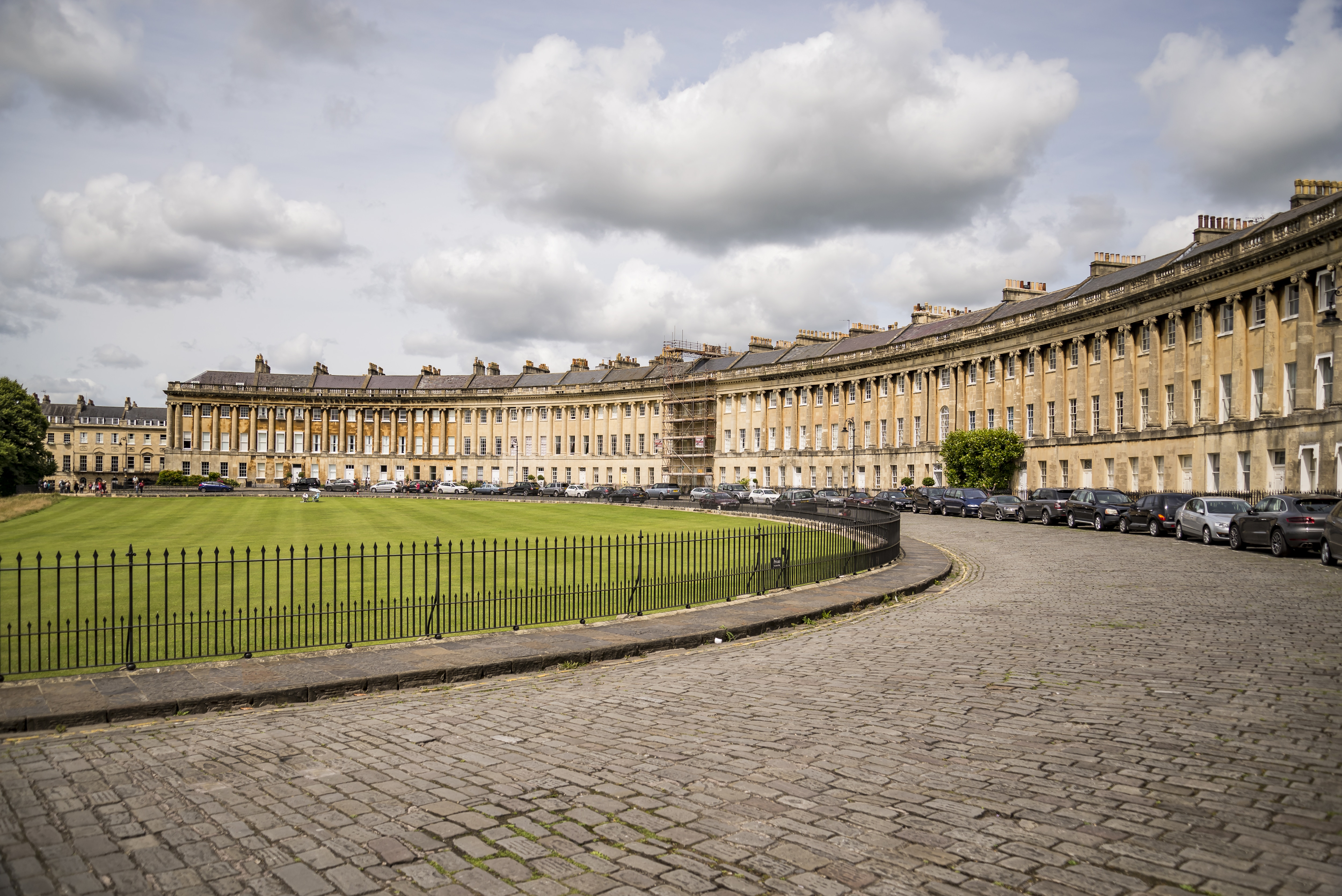 Bath Tour Packages , get upto 30% Off on Bath Packages Booking with Yatra