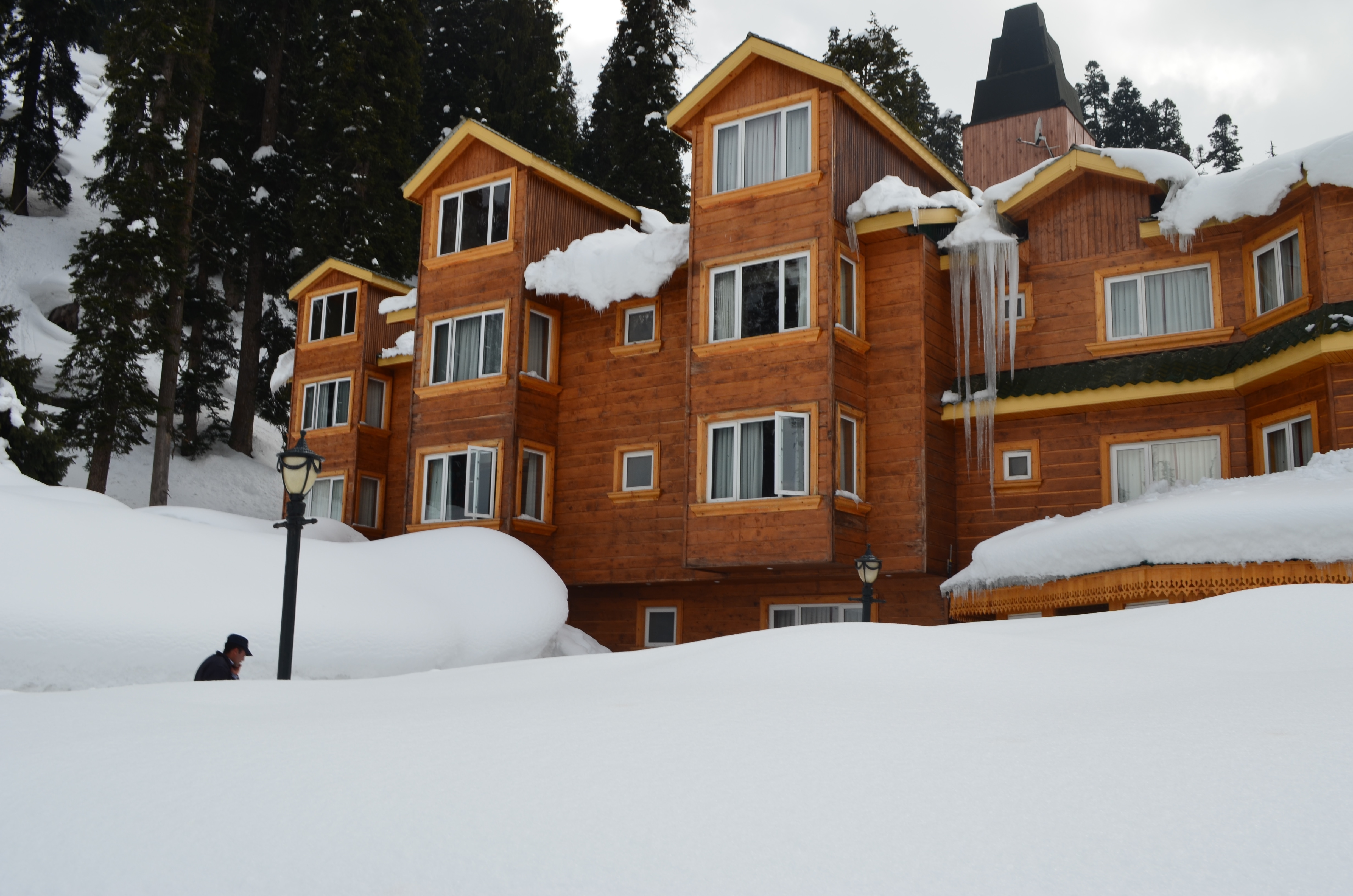 gulmarg tour packages from bangalore