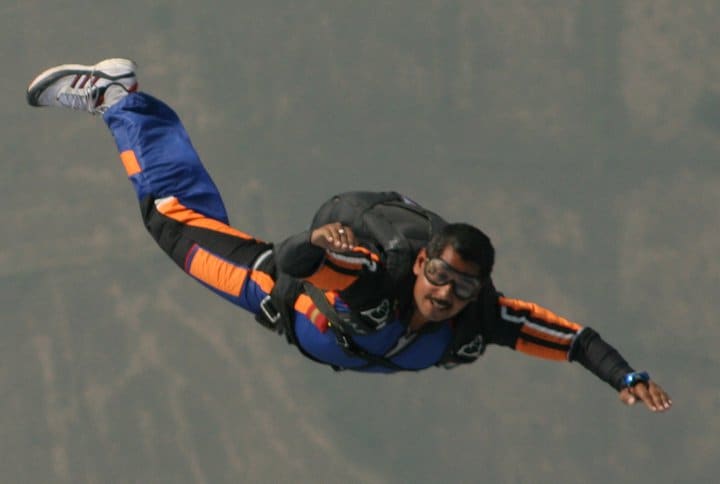 Parachuting in India, Sky Diving in India